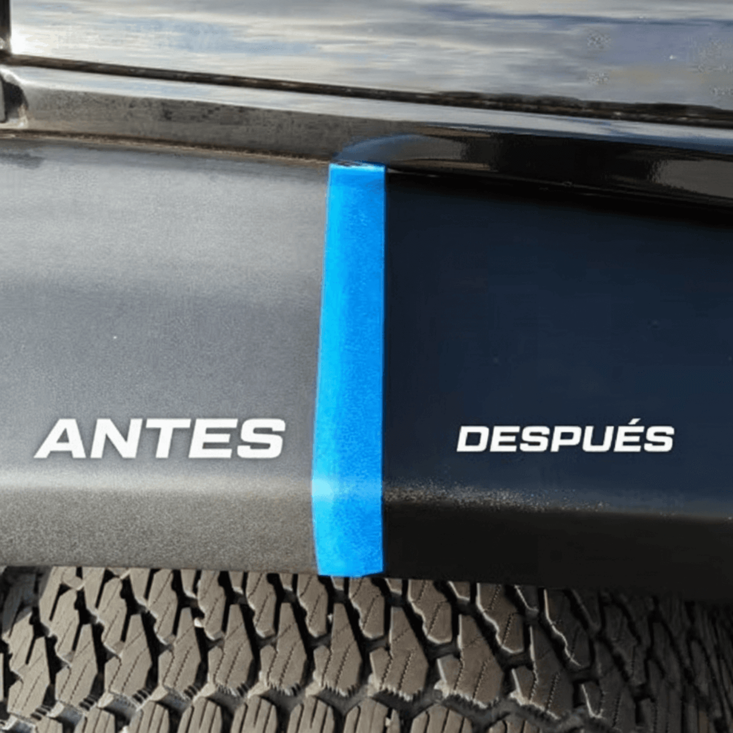 Antes y Después en neumático: izquierda mate, derecha negro brillante con Magic Blue™